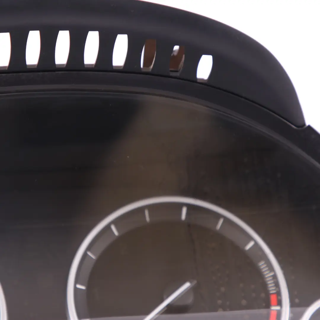 Instrument Cluster Speedo Clocks Automatic to BMW 5 7 F01 F07 GT F10 Diesel with Part number 9220802 BMW 5 7 F01 F07 GT F10 Diesel Instrument Cluster Speedo Clocks Automatic - SKU rhd-9220802 - Part number 9220802