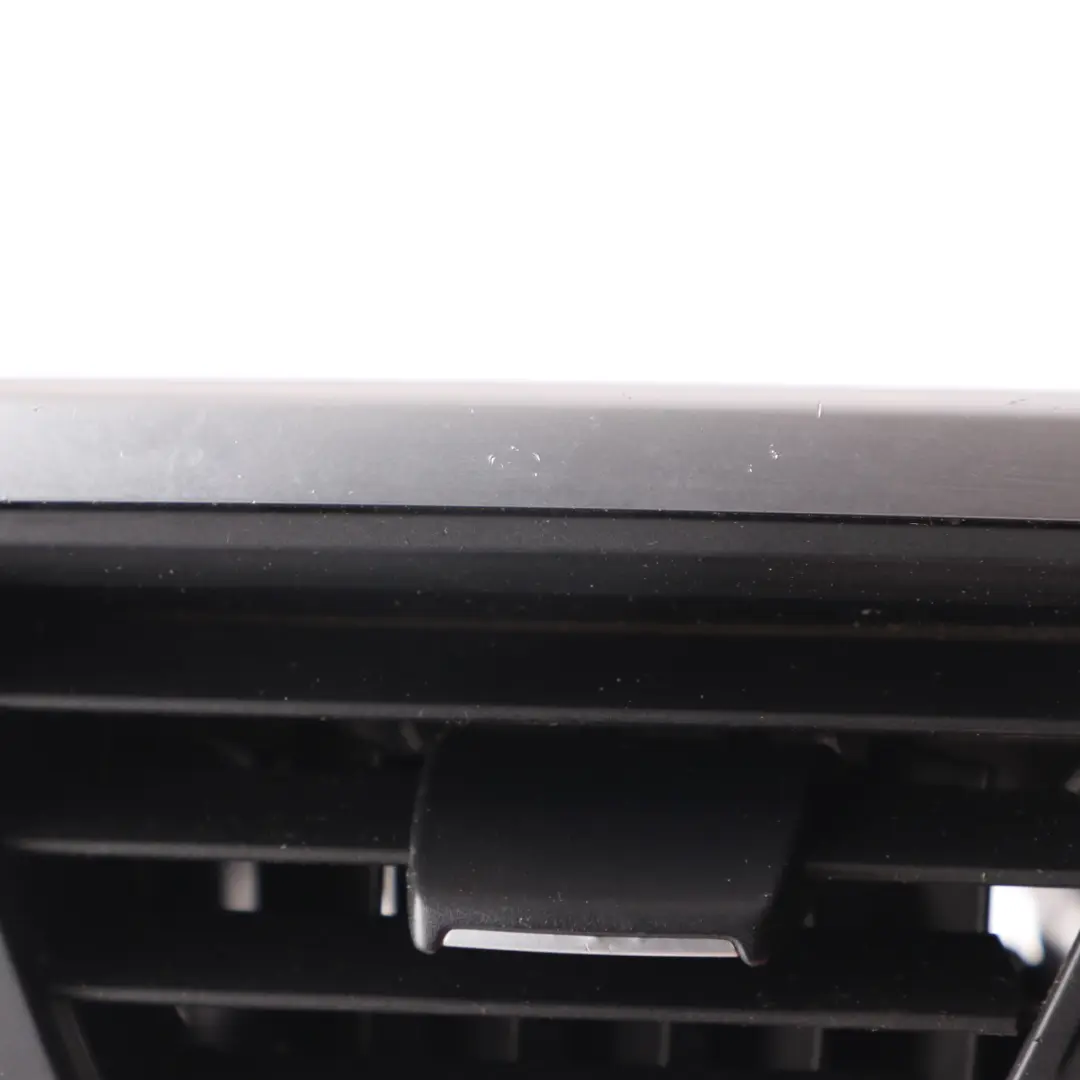 Vent BMW F30 F31 Fresh Air Grille Front Right O/S Trim Chrome to Dash with Part number 9231995 Dash Vent BMW F30 F31 Fresh Air Grille Front Right O/S Trim Chrome - SKU rhd-9231995-10 - Part number 9231995