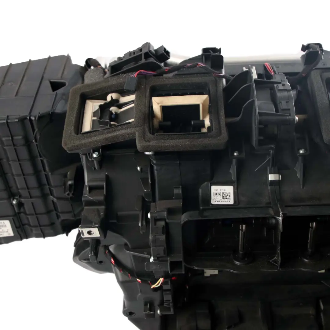 Heater Air Conditioning Matrix Housing Diesel 9202574 to BMW 5 7 F01 F02 F07 GT with Part number 9241197 BMW 5 7 F01 F02 F07 GT Heater Air Conditioning Matrix Housing Diesel 9202574 - SKU rhd-9241197 - Part number 9241197