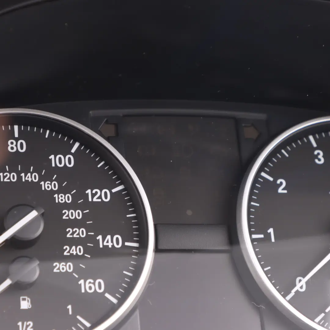 Instrument Cluster BMW E84 E90 Speedo Clocks AUTOMATIC Petrol to with Part number 9242339 Instrument Cluster BMW E84 E90 Speedo Clocks AUTOMATIC Petrol - SKU rhd-9242339-2 - Part number 9242339