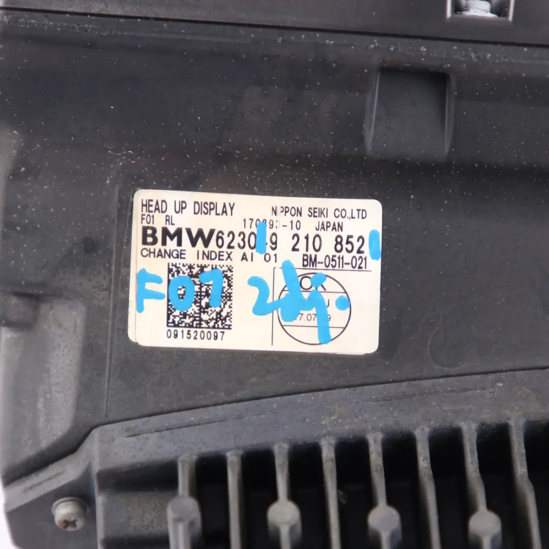 Head-Up Display BMW X5 E70 HUD Dashboard Screen Control Unit Module 9210852 to with Part number 9252344 Head-Up Display BMW X5 E70 HUD Dashboard Screen Control Unit Module 9210852 - SKU rhd-9252344 - Part number 9252344