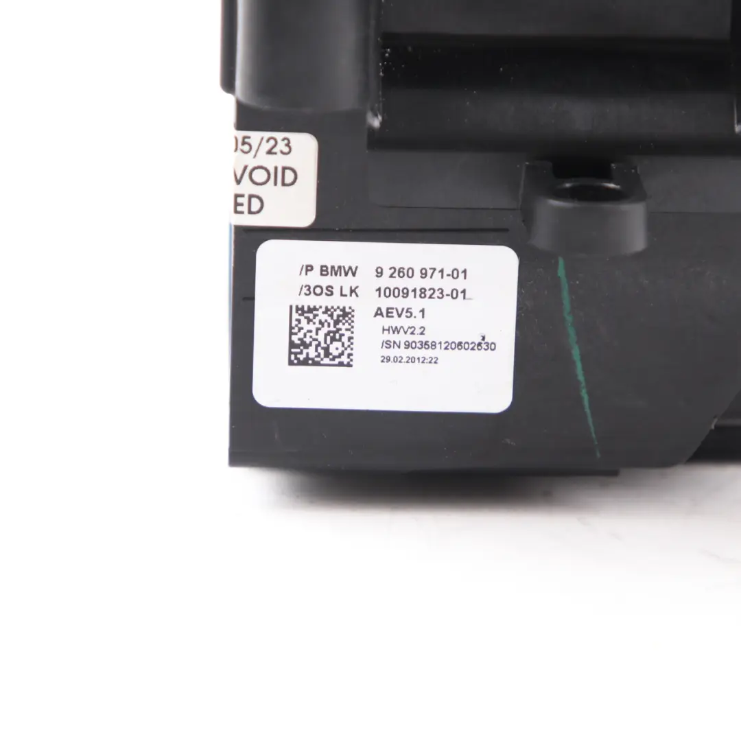 Selector BMW F30 F31 Gearshift Switch Knob Automatic to Gear with Part number 9260971 Gear Selector BMW F30 F31 Gearshift Switch Knob Automatic - SKU rhd-9260971 - Part number 9260971