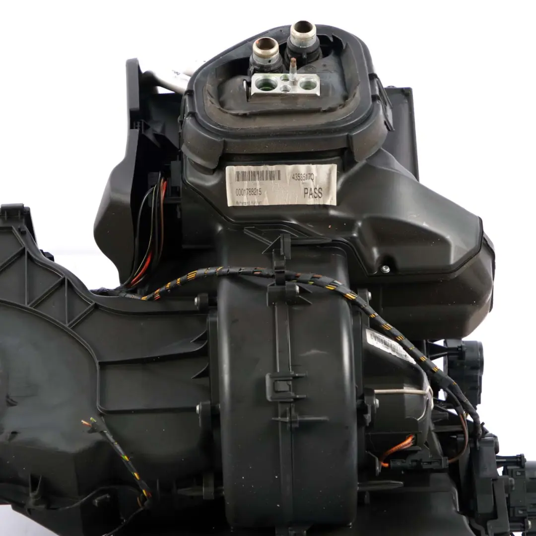 Heater Blower Matrix Box Valeo Petrol 9240706 to Mini Cooper One R56 R57 R58 with Part number 9266895 Mini Cooper One R56 R57 R58 Heater Blower Matrix Box Valeo Petrol 9240706 - SKU rhd-9266895 - Part number 9266895