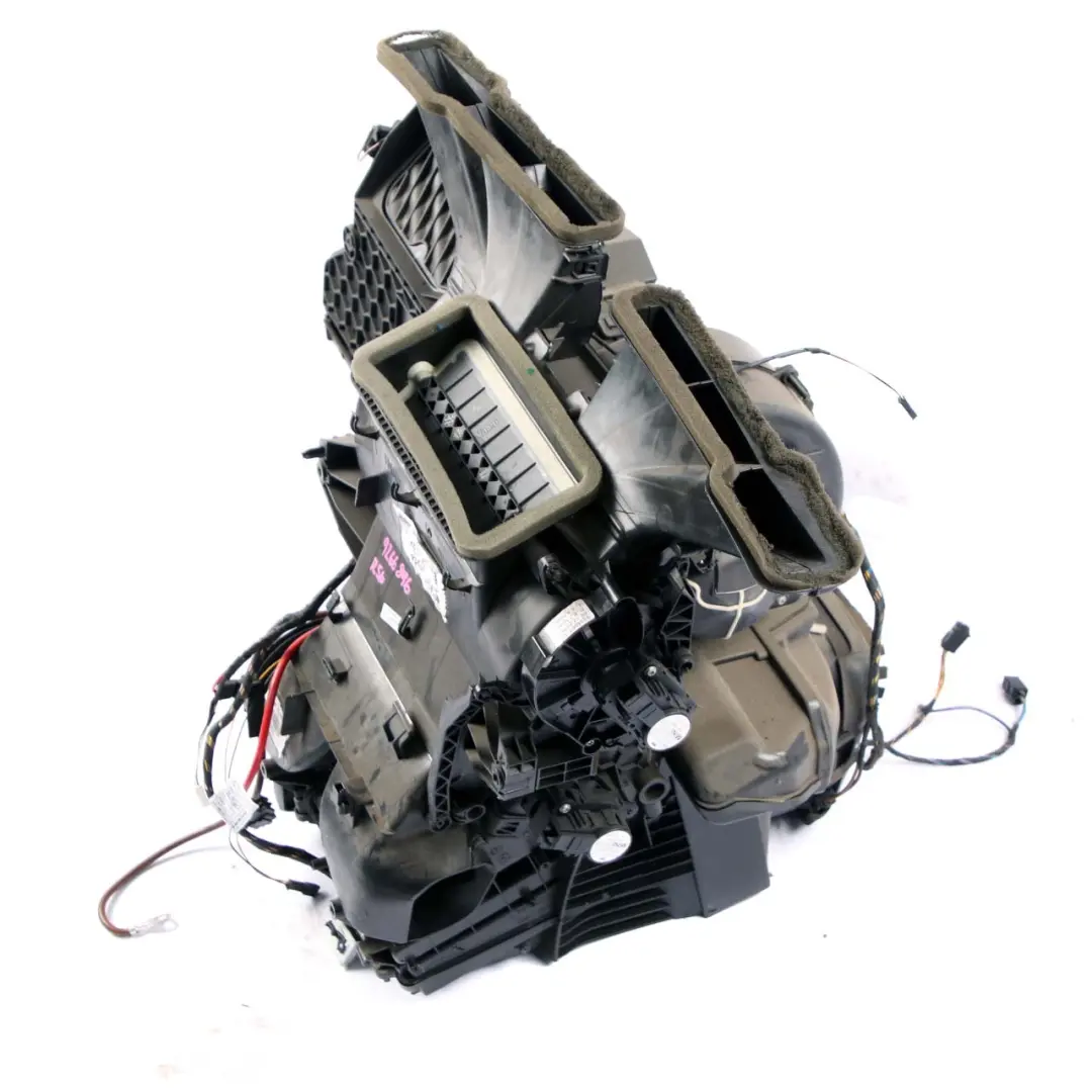 Heater Air Conditioning A/C Blower Matrix Box Valeo Diesel 9240708 to Mini R56 R57 with Part number 9266896 Mini R56 R57 Heater Air Conditioning A/C Blower Matrix Box Valeo Diesel 9240708 - SKU rhd-9266896 - Part number 9266896