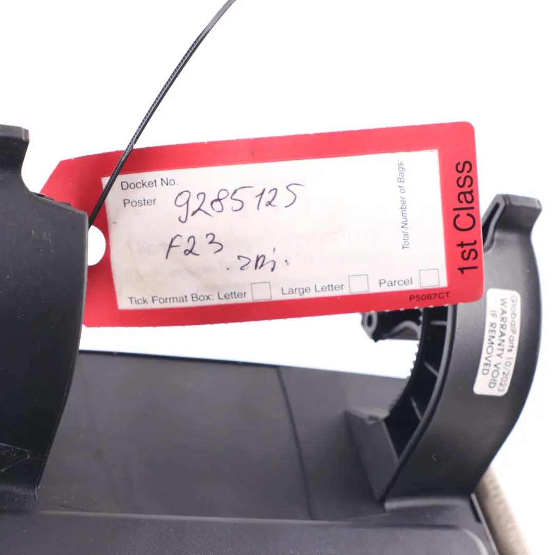 Centre Front Arm Rest Armrest Cover Leather Dakota Oyster to BMW F23 Convertible with Part number 9285125 BMW F23 Convertible Centre Front Arm Rest Armrest Cover Leather Dakota Oyster - SKU rhd-9285125 - Part number 9285125