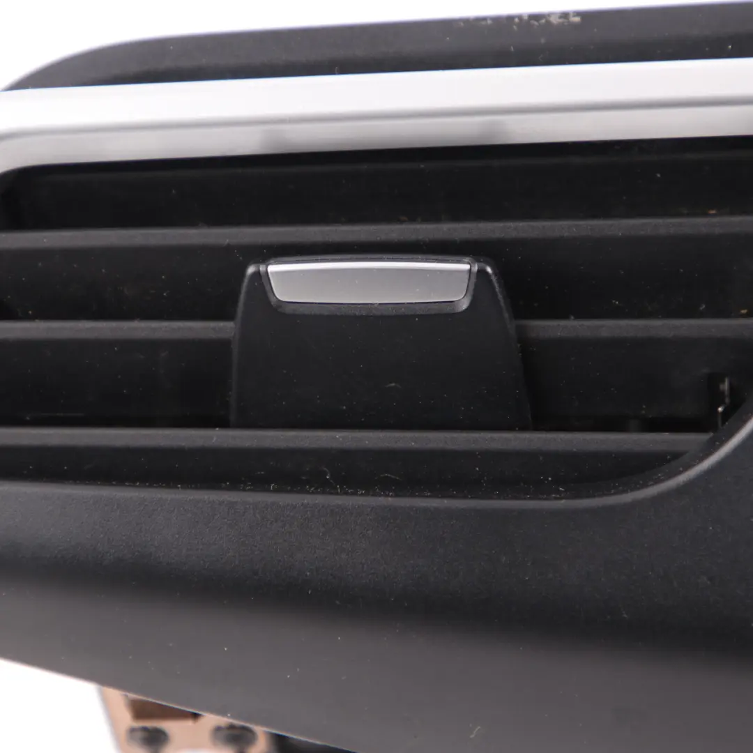 Dashboard Vent BMW F45 F46 Fresh Air Grille Front Right Chrome to with Part number 9287292 Dashboard Vent BMW F45 F46 Fresh Air Grille Front Right Chrome - SKU rhd-9287292 - Part number 9287292
