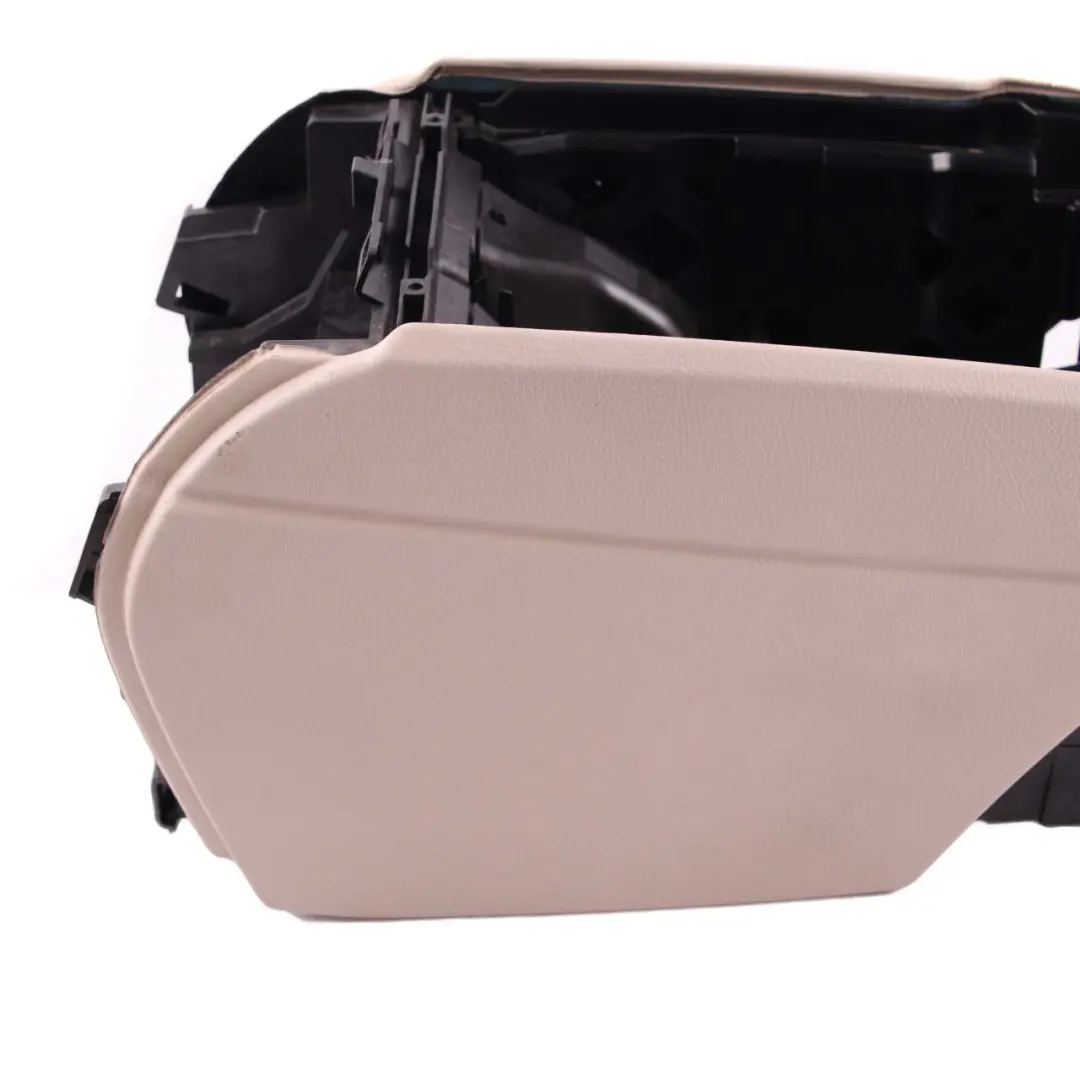 Centre Console Holder Mounting Unit Leather Dakota Oyster to BMW F10 F11 with Part number 9299284 BMW F10 F11 Centre Console Holder Mounting Unit Leather Dakota Oyster - SKU rhd-9299284 - Part number 9299284