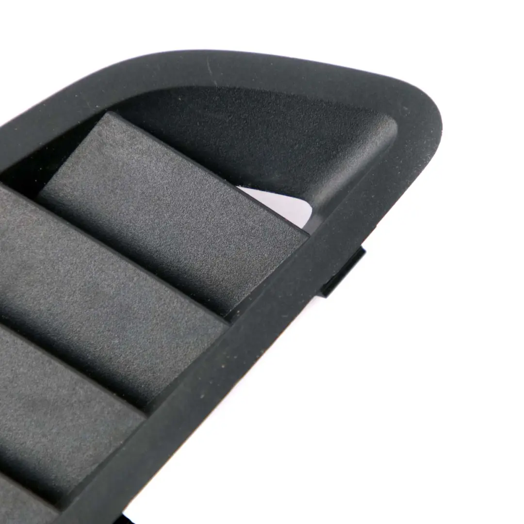 Left N/S Air Duct Side Window Defroster Cover to BMW 2 Series F45 F46 with Part number 9317123 BMW 2 Series F45 F46 Left N/S Air Duct Side Window Defroster Cover - SKU rhd-9317123 - Part number 9317123