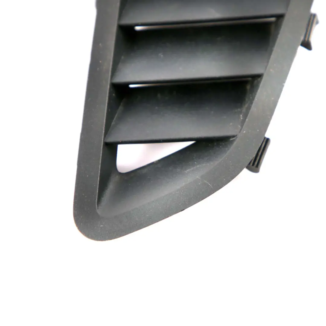 Left N/S Air Duct Side Window Defroster Cover to BMW 2 Series F45 F46 with Part number 9317123 BMW 2 Series F45 F46 Left N/S Air Duct Side Window Defroster Cover - SKU rhd-9317123 - Part number 9317123