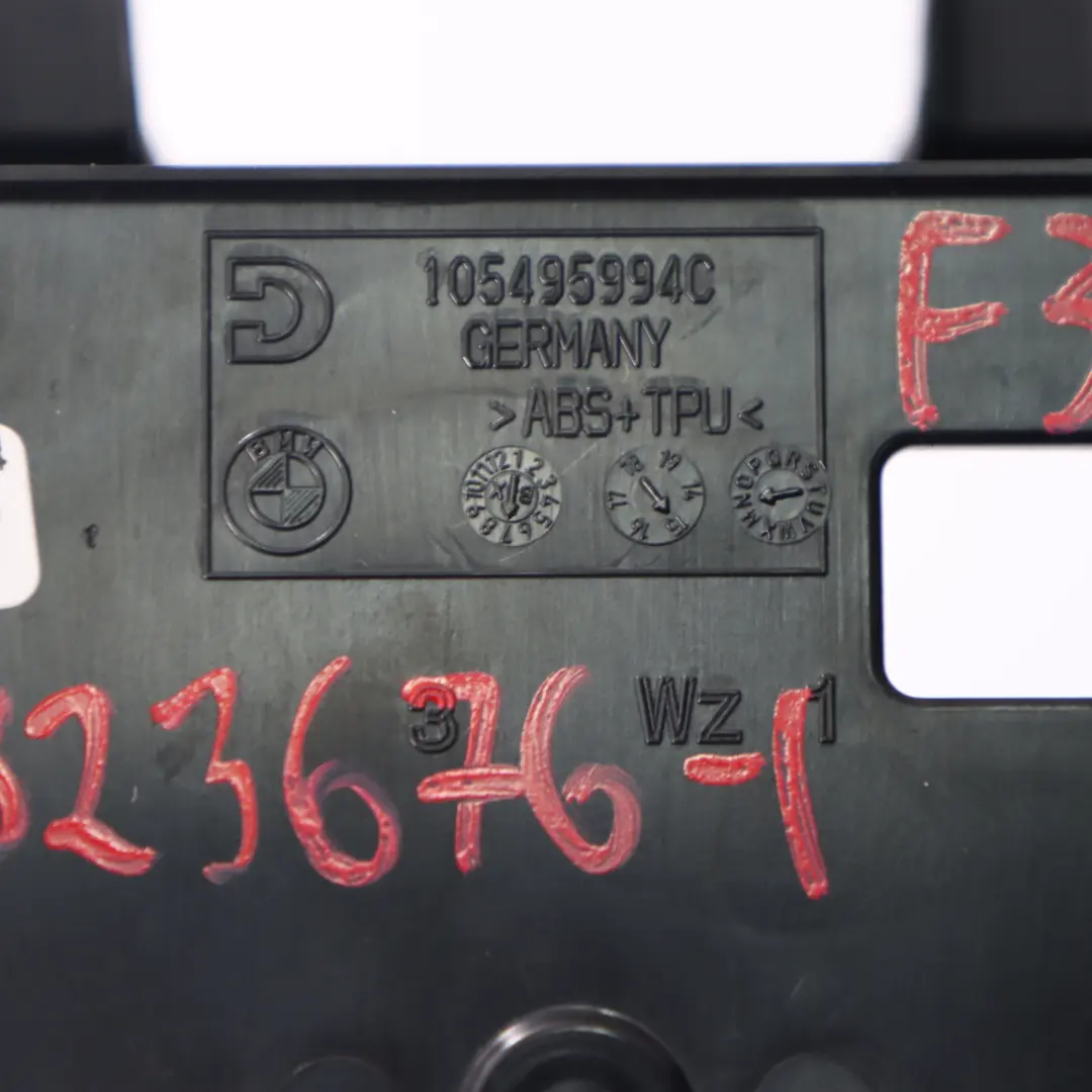 Centre Console Front Cup Holders Black to BMW F30 F31 LCI F32 F33 Cover with Part number 9323676 BMW F30 F31 LCI F32 F33 Cover Centre Console Front Cup Holders Black - SKU rhd-9323676-1 - Part number 9323676