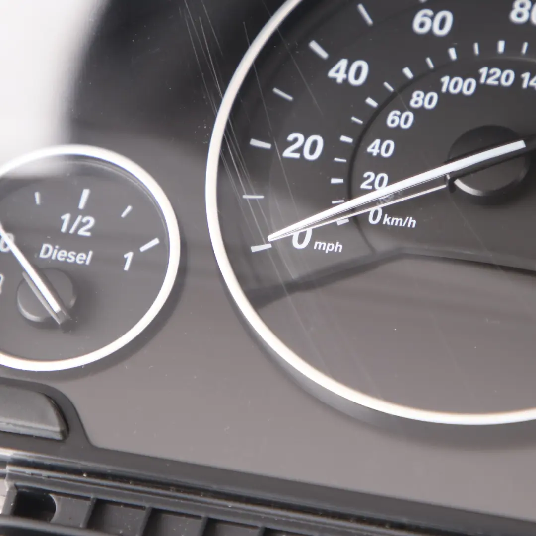 Instrument Cluster BMW F30 F31 Diesel Speedo Clocks Meter Automatic to with Part number 9325208 Instrument Cluster BMW F30 F31 Diesel Speedo Clocks Meter Automatic - SKU rhd-9325208 - Part number 9325208