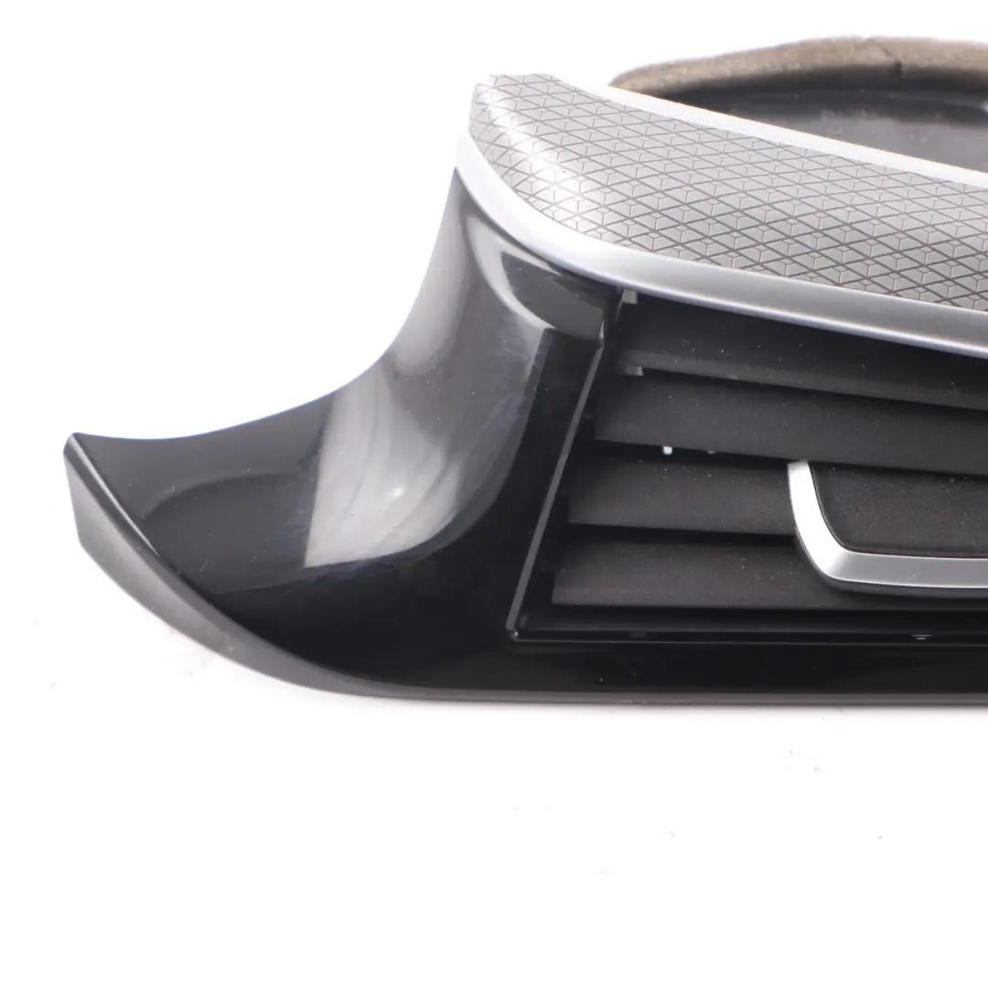 Vent BMW G30 G31 F90 G32 GT Fresh Air Grille Driver's Side Right O/S to Air with Part number 9330858 Air Vent BMW G30 G31 F90 G32 GT Fresh Air Grille Driver's Side Right O/S - SKU rhd-9330858 - Part number 9330858