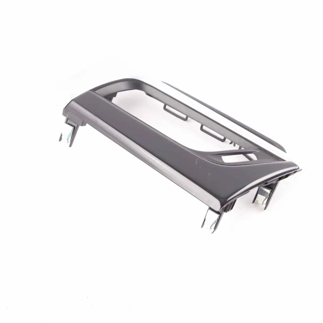 Vent Trim BMW X1 F48 X2 F39 Right O/S Dashboard Dash Cover Panel to Air with Part number 9332241 Air Vent Trim BMW X1 F48 X2 F39 Right O/S Dashboard Dash Cover Panel - SKU rhd-9332241 - Part number 9332241