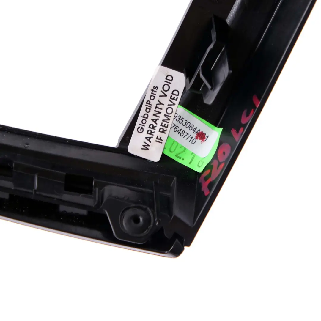 Dashboard Trim BMW F20 F21 LCI F22 I-panel Cover Black High Gloss Oxide Silver to with Part number 9353064 Dashboard Trim BMW F20 F21 LCI F22 I-panel Cover Black High Gloss Oxide Silver - SKU rhd-9353064 - Part number 9353064