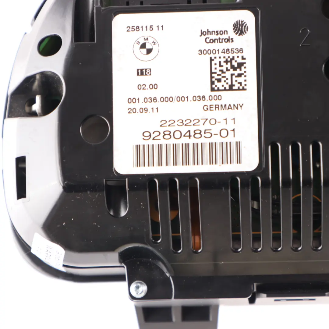 Instrument Cluster Speedo Clocks Manual Gearbox 9280485 to BMW F10 Diesel with Part number 9358983 BMW F10 Diesel Instrument Cluster Speedo Clocks Manual Gearbox 9280485 - SKU rhd-9358983-3 - Part number 9358983