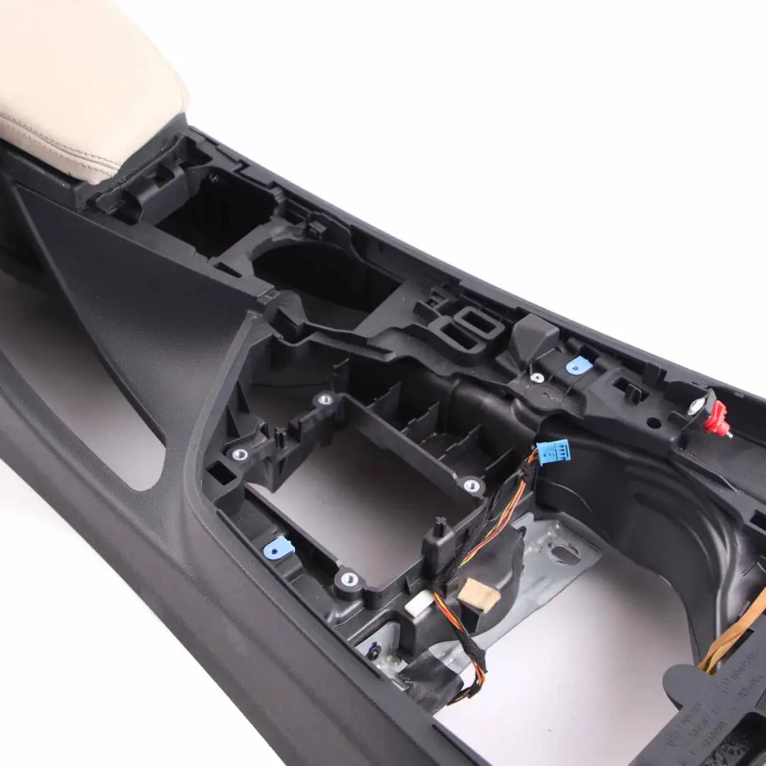  Centre Console BMW F32 LCI F36 Console Armrest Black Ivory White Leather - SKU rhd-9360531-2 - Part number 9360531