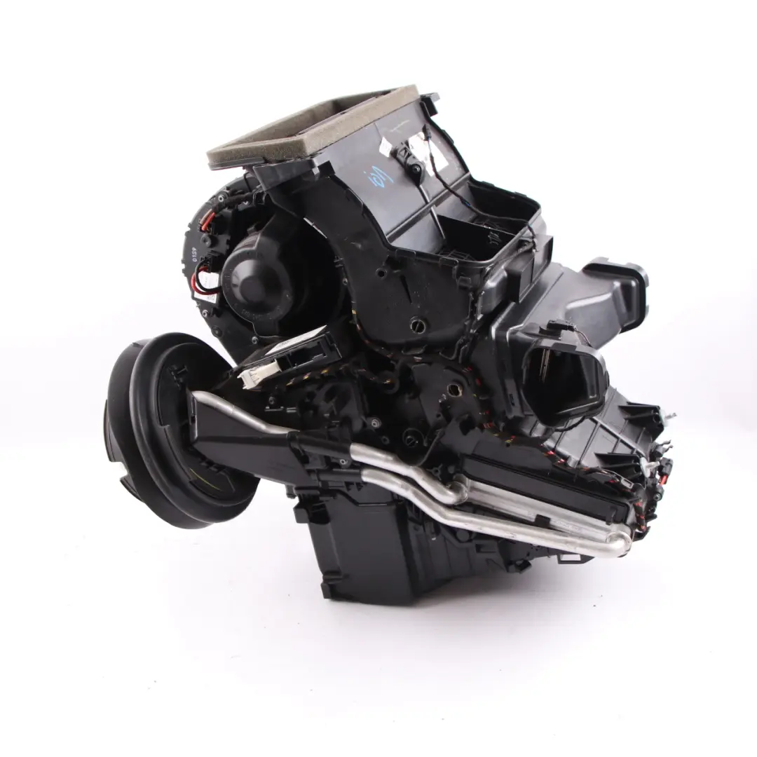 Heater Air Conditioning Matrix Housing Unit to BMW i3 I01 with Part number 9383124 BMW i3 I01 Heater Air Conditioning Matrix Housing Unit - SKU rhd-9383124 - Part number 9383124