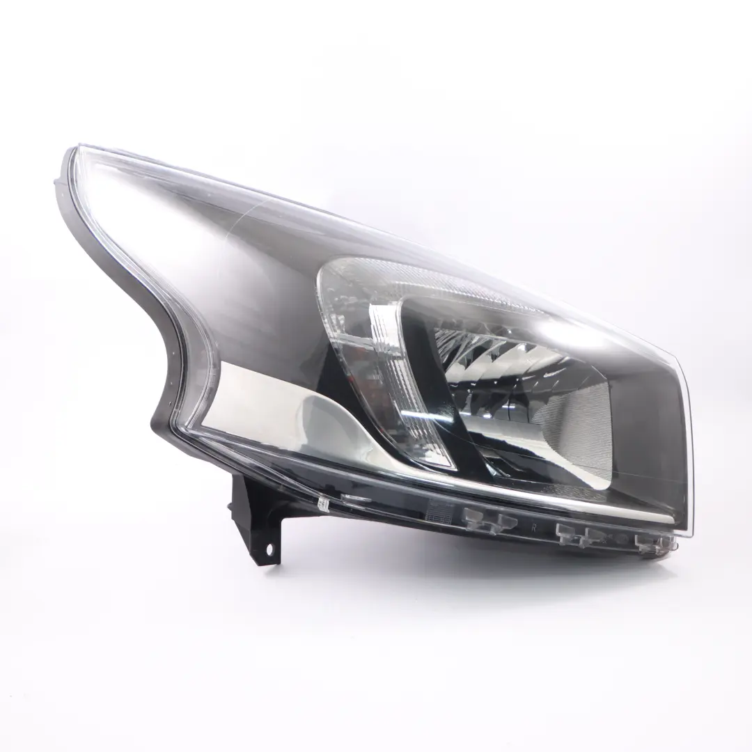 Headlight Headlamp Front Right O/S Lamp Light to Vauxhall Vivaro B with Part number 93867950 Vauxhall Vivaro B Headlight Headlamp Front Right O/S Lamp Light - SKU rhd-93867950 - Part number 93867950