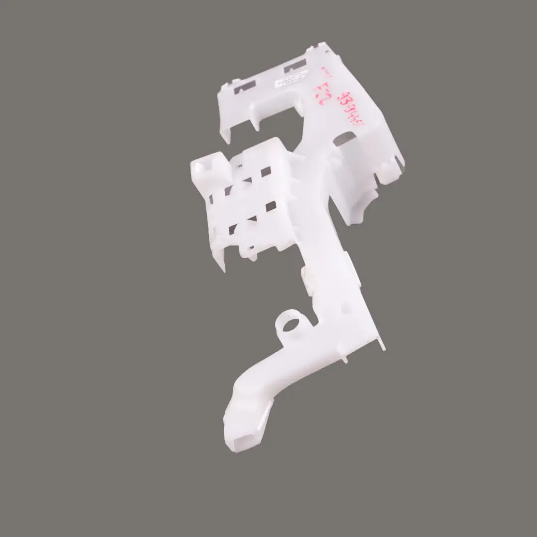 Cable Harness Channel Bracket Cover Centre Console to BMW F30 F31 F32 with Part number 9394451 BMW F30 F31 F32 Cable Harness Channel Bracket Cover Centre Console - SKU rhd-9394451 - Part number 9394451