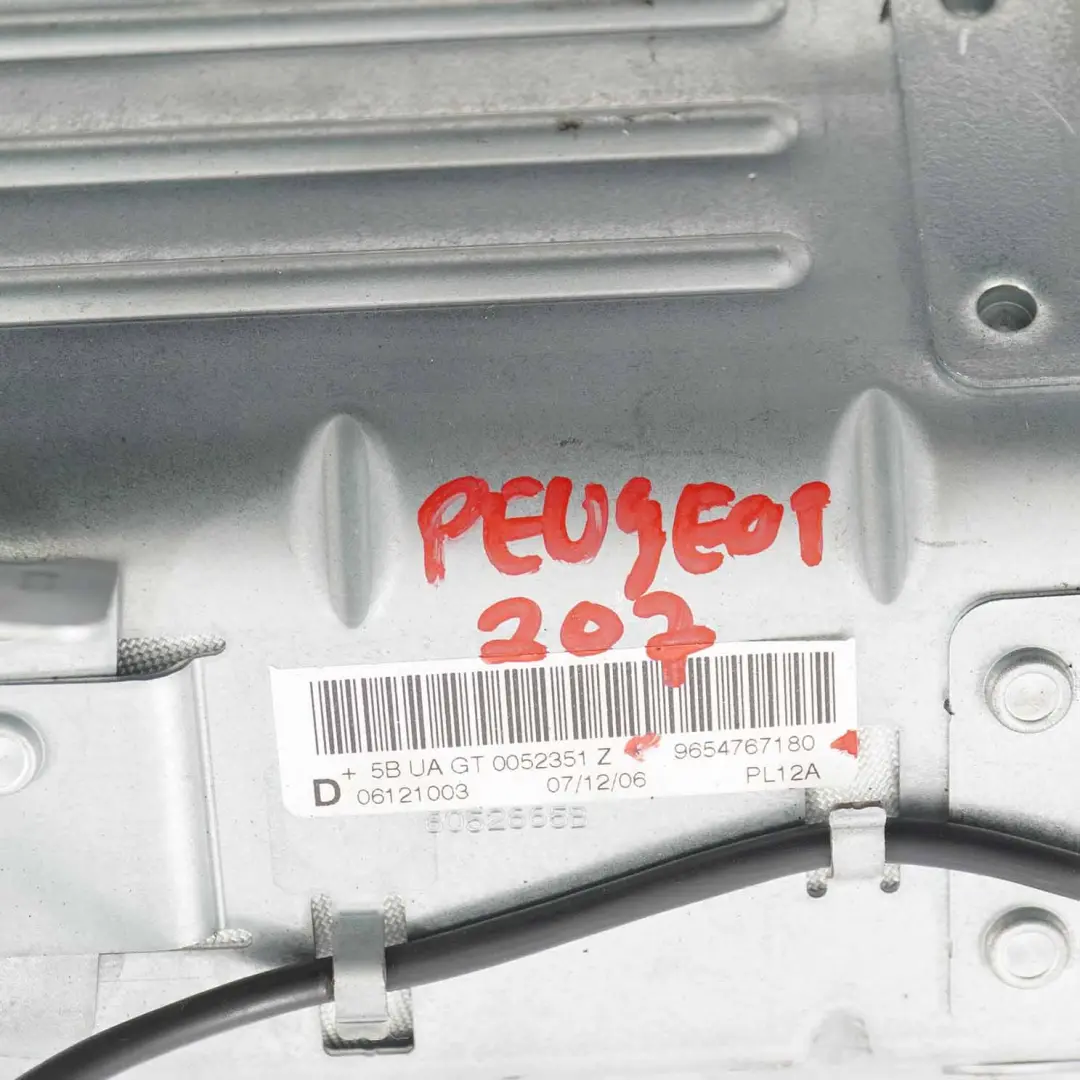 Airbag Passenger Side Front Dashboard Dash Air Bag to Peugeot 207 with Part number 9654767180 Peugeot 207 Airbag Passenger Side Front Dashboard Dash Air Bag - SKU rhd-9654767180 - Part number 9654767180