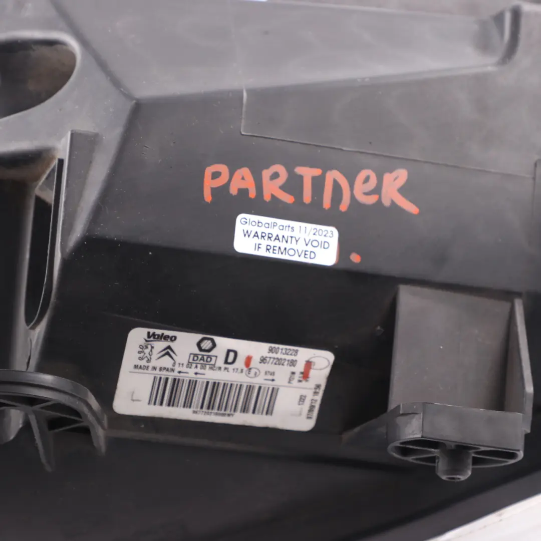 Headlight Headlamp Lamp Light Front Right O/S to Peugeot Partner 2 with Part number 9677202180 Peugeot Partner 2 Headlight Headlamp Lamp Light Front Right O/S - SKU rhd-9677202180 - Part number 9677202180