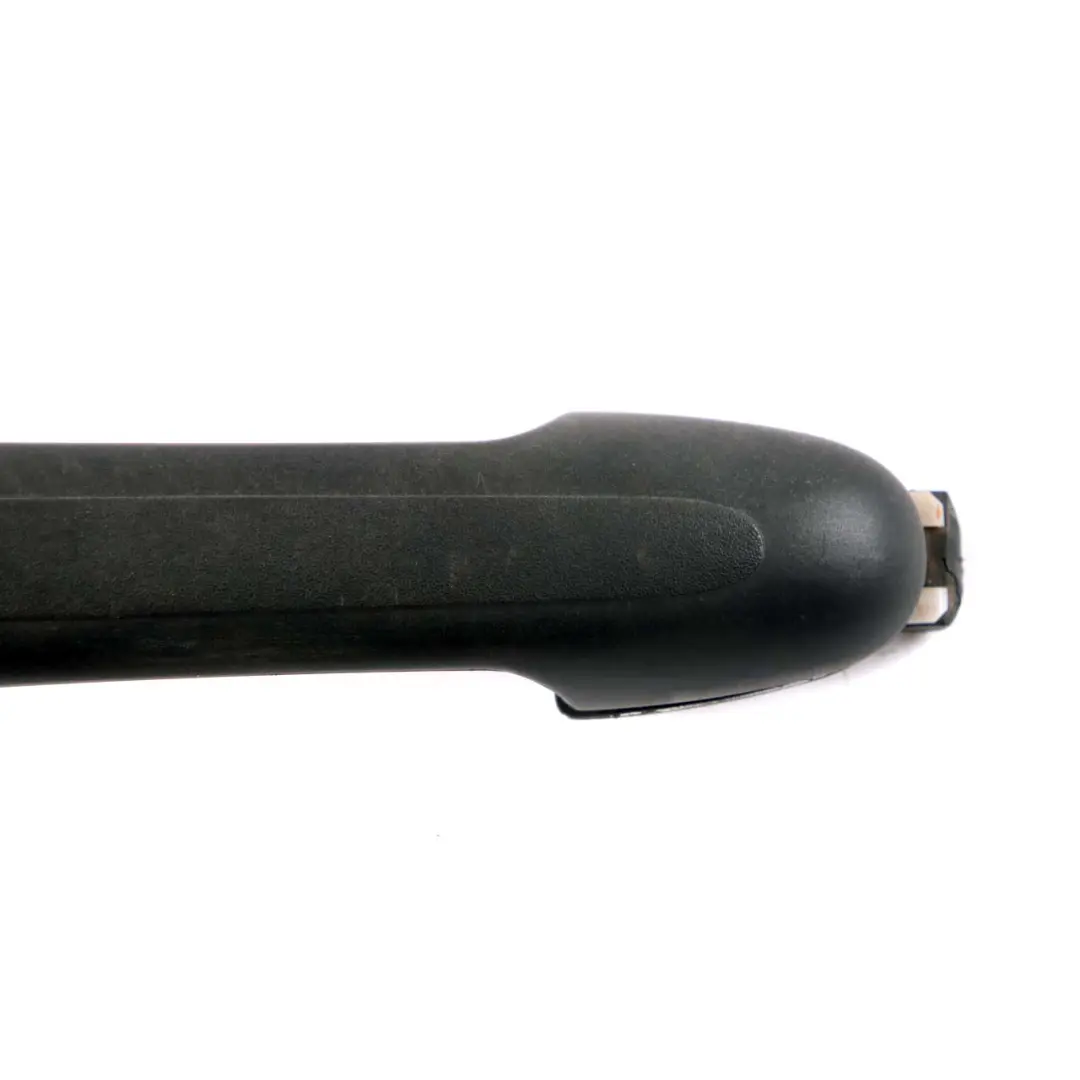 Maniglia anteriore destra Esterno primerizzato per Mercedes Vito W639 con numero di parte A0007602459 Mercedes Vito W639 Maniglia anteriore destra Esterno primerizzato - SKU A0007602459 - Numero di parte A0007602459