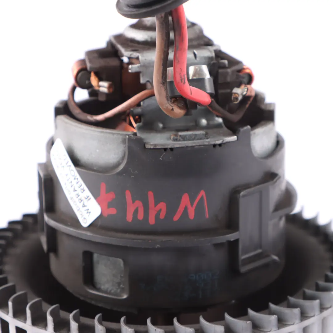 Heater Blower Motor Fan Cooling Unit to Mercedes Vito W447 with Part number A0008300102 Mercedes Vito W447 Heater Blower Motor Fan Cooling Unit - SKU rhd-A0008300102 - Part number A0008300102