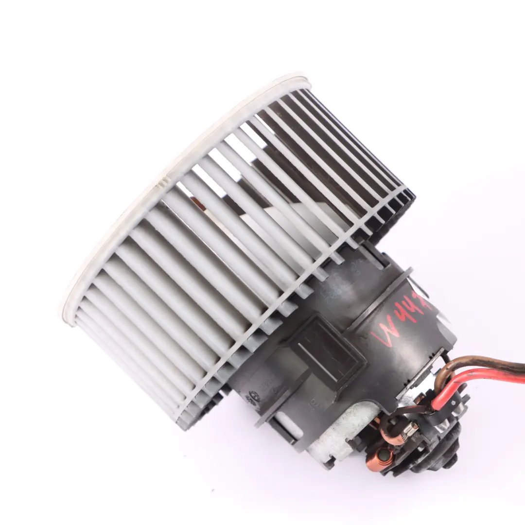 Heater Blower Motor Fan Cooling Unit to Mercedes Vito W447 with Part number A0008300102 Mercedes Vito W447 Heater Blower Motor Fan Cooling Unit - SKU rhd-A0008300102 - Part number A0008300102