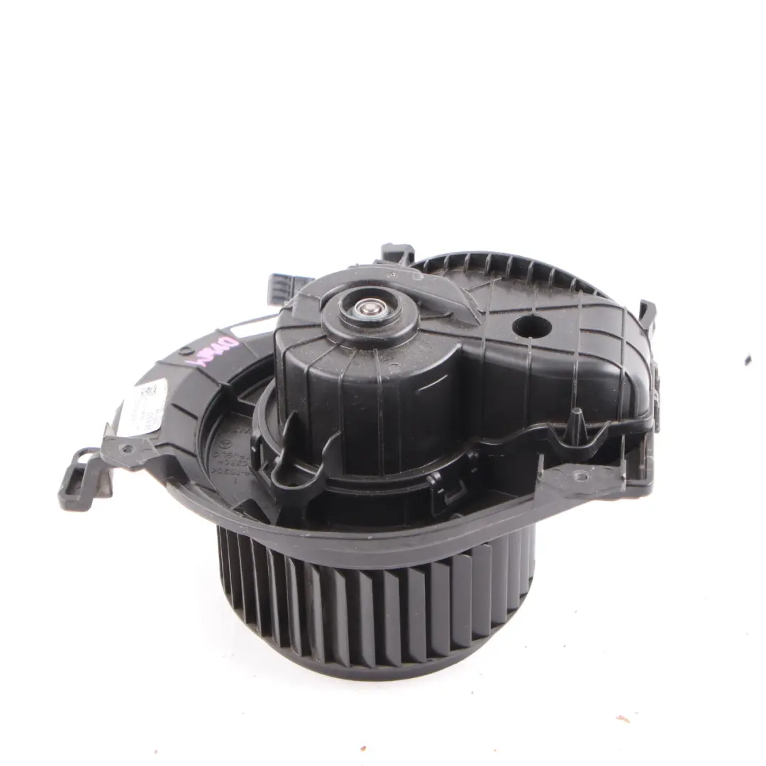 W907 W910 Heater Blower Motor Fan Diesel to Mercedes Sprinter with Part number A0008308002 Mercedes Sprinter W907 W910 Heater Blower Motor Fan Diesel - SKU rhd-A0008308002 - Part number A0008308002