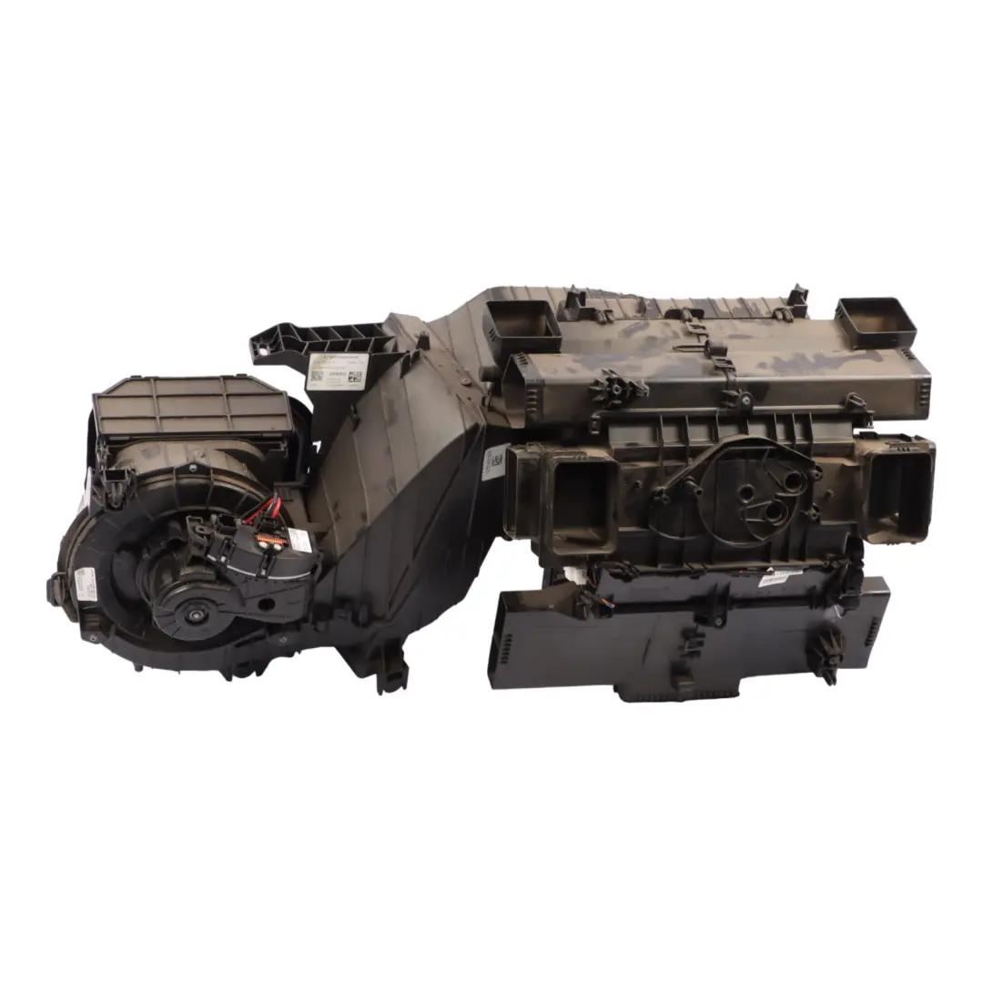 W907 W910 Heater Radiator Air Conditioning Matrix Unit to Mercedes with Part number A0008308702 Mercedes W907 W910 Heater Radiator Air Conditioning Matrix Unit - SKU rhd-A0008308702 - Part number A0008308702