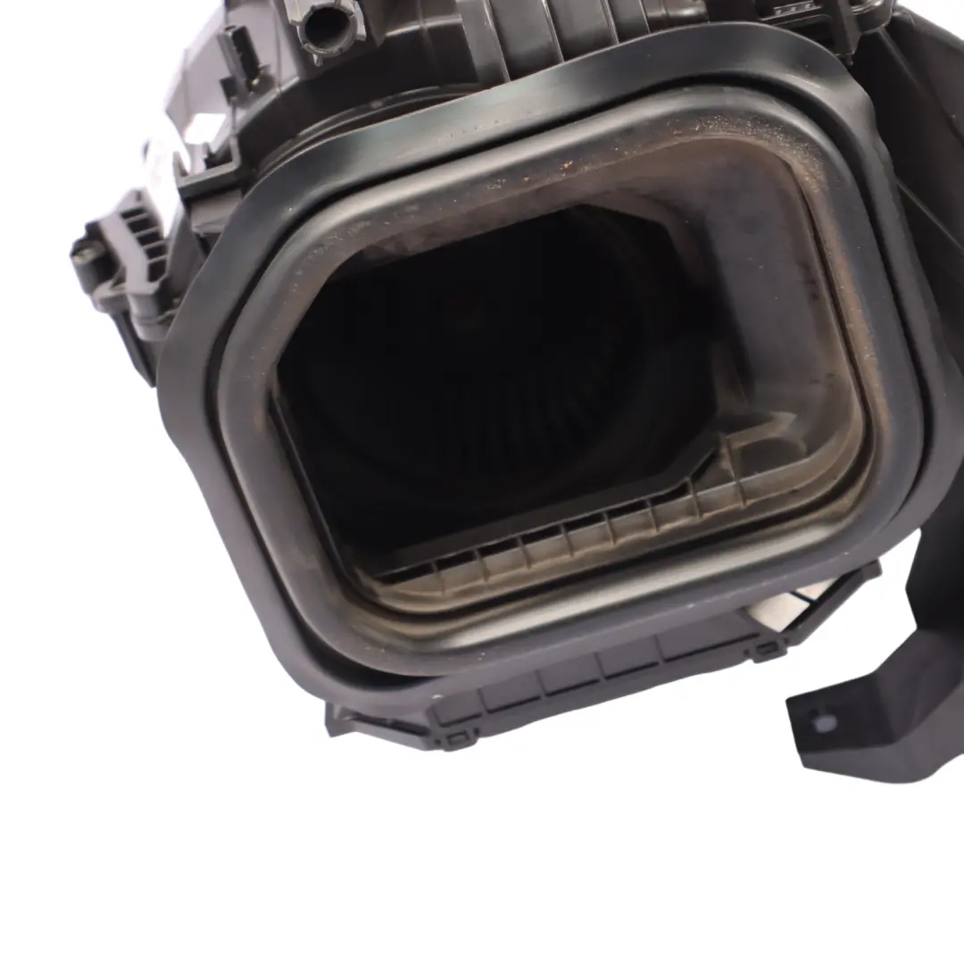 W907 W910 Heater Radiator Air Conditioning Matrix Unit to Mercedes with Part number A0008308702 Mercedes W907 W910 Heater Radiator Air Conditioning Matrix Unit - SKU rhd-A0008308702 - Part number A0008308702