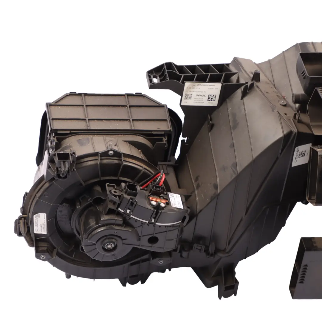 W907 W910 Heater Radiator Air Conditioning Matrix Unit to Mercedes with Part number A0008308702 Mercedes W907 W910 Heater Radiator Air Conditioning Matrix Unit - SKU rhd-A0008308702 - Part number A0008308702