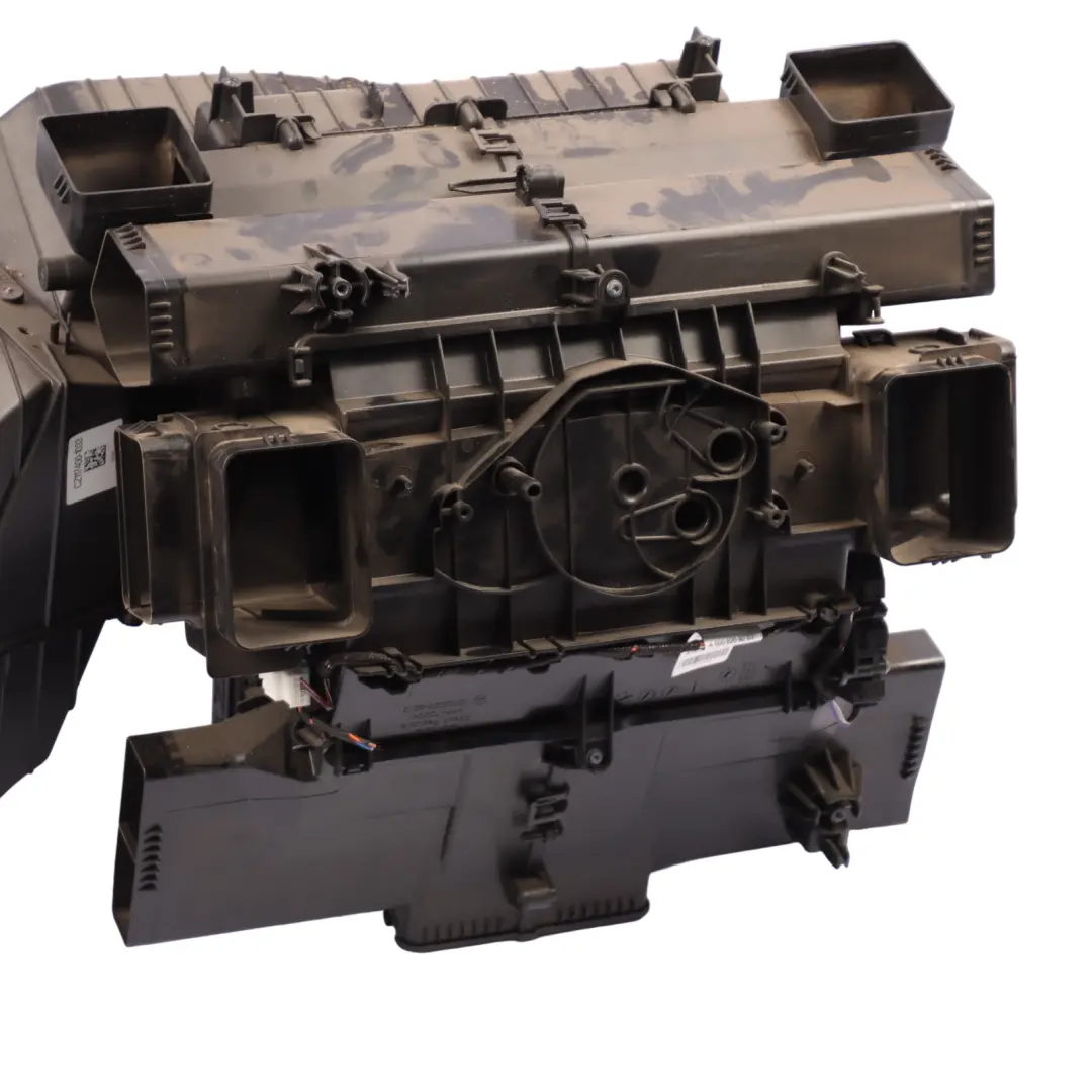 W907 W910 Heater Radiator Air Conditioning Matrix Unit to Mercedes with Part number A0008308702 Mercedes W907 W910 Heater Radiator Air Conditioning Matrix Unit - SKU rhd-A0008308702 - Part number A0008308702