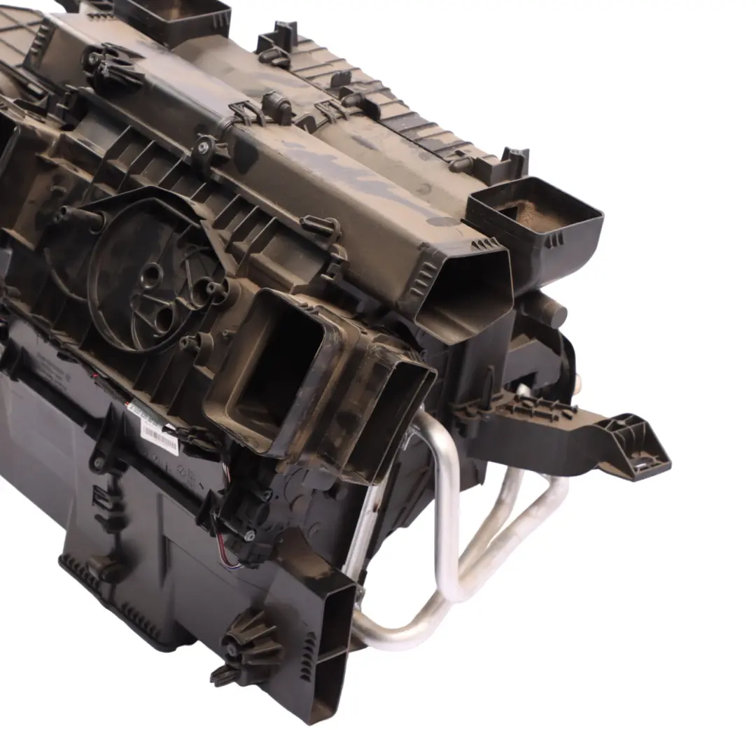 W907 W910 Heater Radiator Air Conditioning Matrix Unit to Mercedes with Part number A0008308702 Mercedes W907 W910 Heater Radiator Air Conditioning Matrix Unit - SKU rhd-A0008308702 - Part number A0008308702