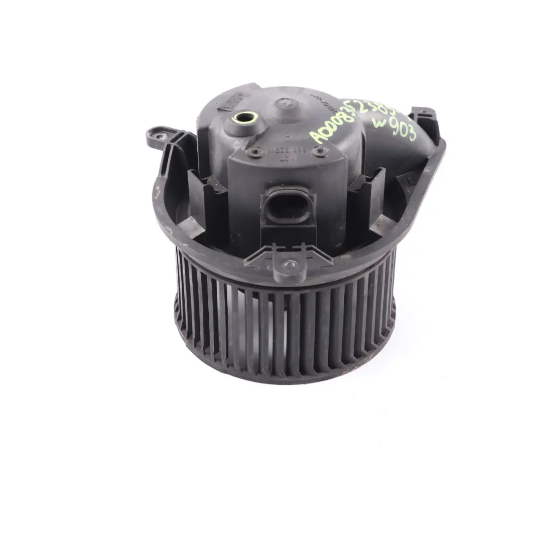 W901 W903 W905 Heater Blower Motor Fan Diesel to Mercedes Sprinter with Part number A0008352385 Mercedes Sprinter W901 W903 W905 Heater Blower Motor Fan Diesel - SKU rhd-A0008352385-1 - Part number A0008352385