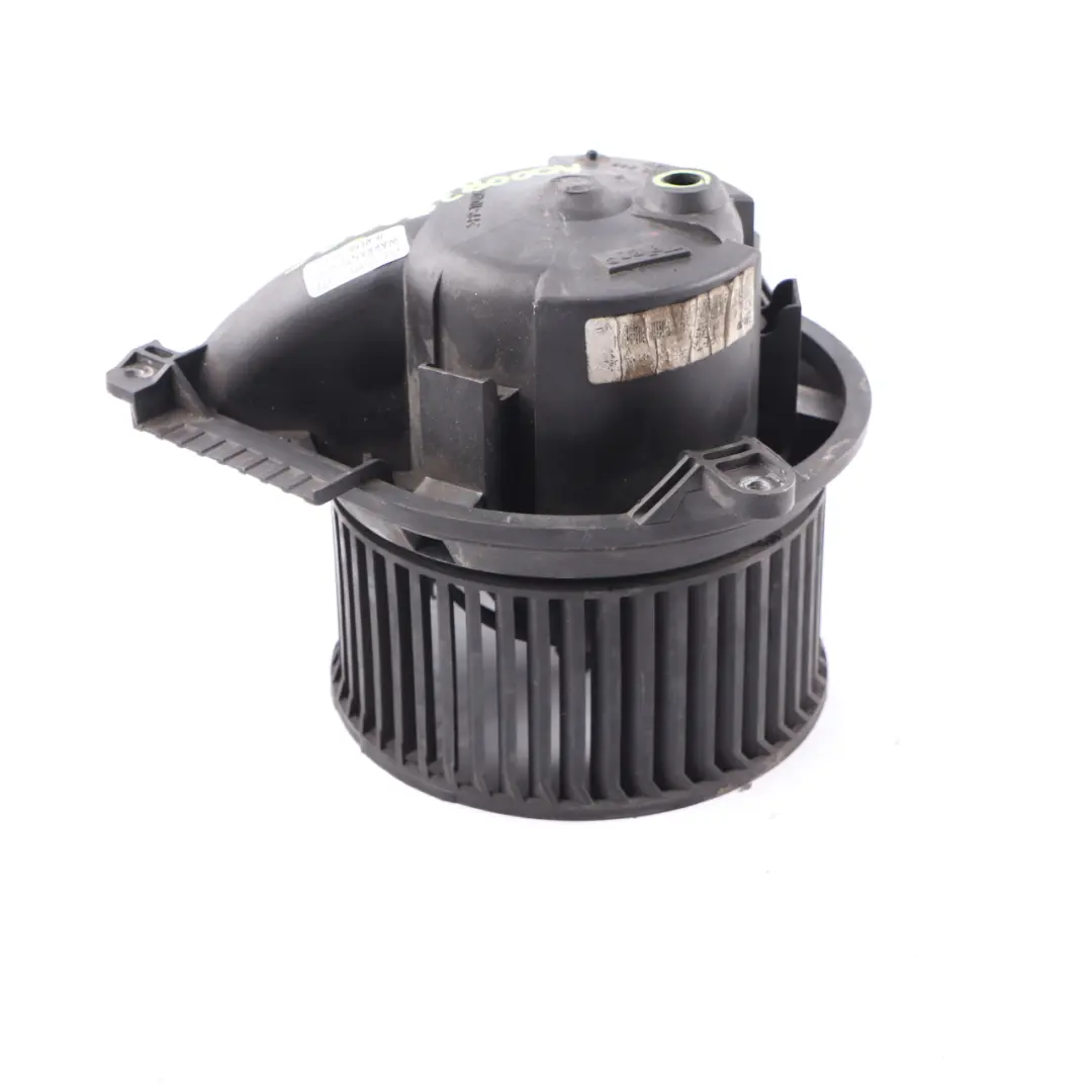 W901 W903 W905 Heater Blower Motor Fan Diesel to Mercedes Sprinter with Part number A0008352385 Mercedes Sprinter W901 W903 W905 Heater Blower Motor Fan Diesel - SKU rhd-A0008352385-1 - Part number A0008352385
