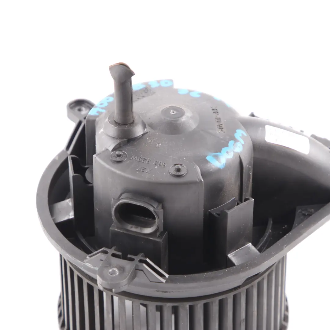 W901 W903 Heater Blower Motor Fan Diesel to Mercedes Sprinter with Part number A0008352385 Mercedes Sprinter W901 W903 Heater Blower Motor Fan Diesel - SKU rhd-A0008352385 - Part number A0008352385