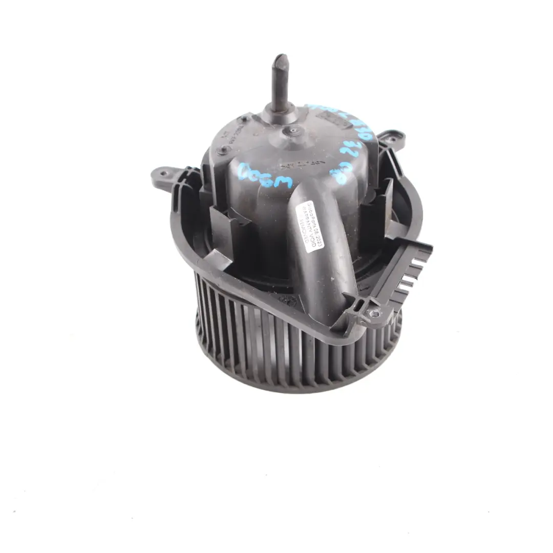 W901 W903 Heater Blower Motor Fan Diesel to Mercedes Sprinter with Part number A0008352385 Mercedes Sprinter W901 W903 Heater Blower Motor Fan Diesel - SKU rhd-A0008352385 - Part number A0008352385