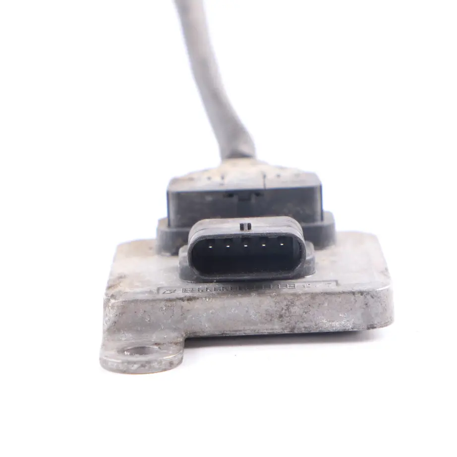 W292 W447 W906 Nox Oxygen Sensor to Mercedes W166 W205 W213 W238 with Part number A0009059703 Mercedes W166 W205 W213 W238 W292 W447 W906 Nox Oxygen Sensor - SKU rhd-A0009059703 - Part number A0009059703