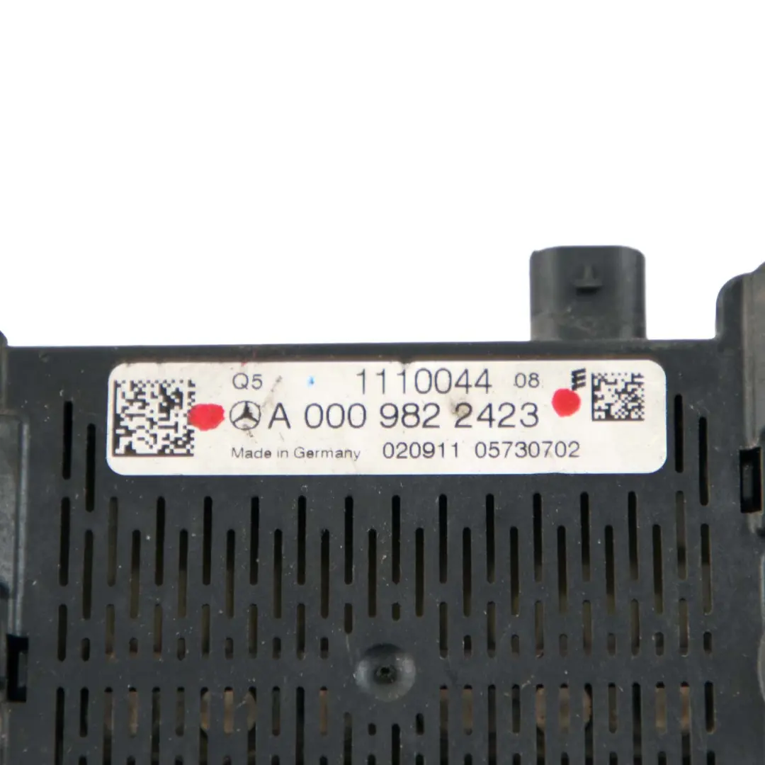 Mercedes-Benz W221 Battery Motor Starter Relay Positive Plus Cable to with Part number A0009822423 Mercedes-Benz W221 Battery Motor Starter Relay Positive Plus Cable - SKU rhd-A0009822423 - Part number A0009822423