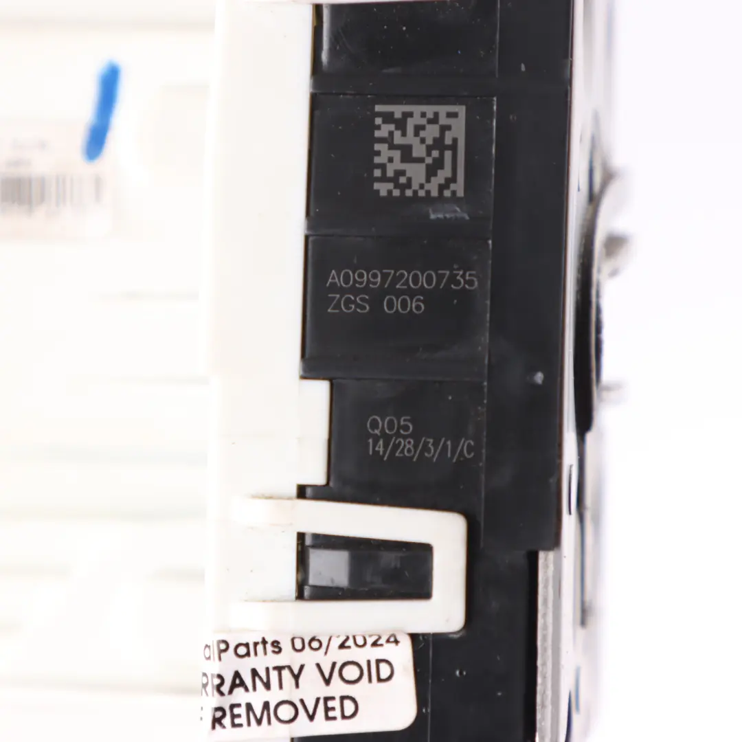 Front Left N/S Door Lock Mechanism Actuator to Mercedes W204 W212 with Part number A0997200735 Mercedes W204 W212 Front Left N/S Door Lock Mechanism Actuator - SKU rhd-A0997200735-5 - Part number A0997200735