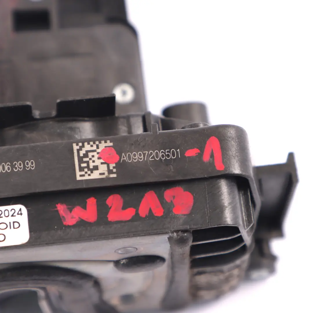 Mercedes W205 W213 Door Lock Latch Mechanism Actuator Front Left N/S A0997202100 - SKU rhd-A0997206501-1 - Part number A0997206501