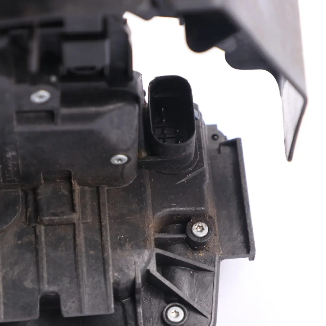 Door Lock Latch Mechanism Actuator Front Left N/S A0997202100 to Mercedes W213 with Part number A0997206501 Mercedes W213 Door Lock Latch Mechanism Actuator Front Left N/S A0997202100 - SKU rhd-A0997206501-2 - Part number A0997206501