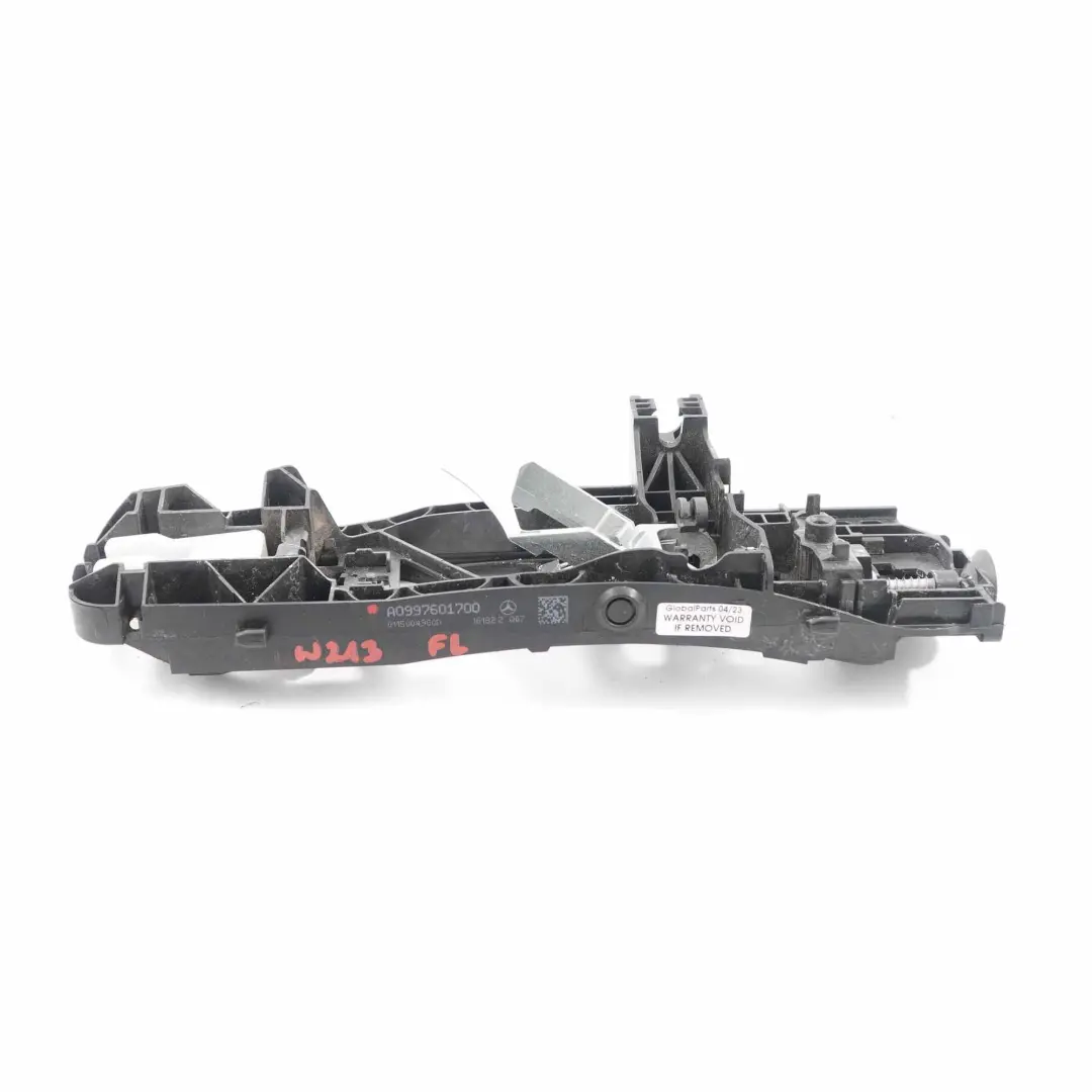 Mercedes W205 W213 Ramka Podstawa Klamki Drzwi Przód Tył Lewy - SKU A0997601700 - Numer Części A0997601700