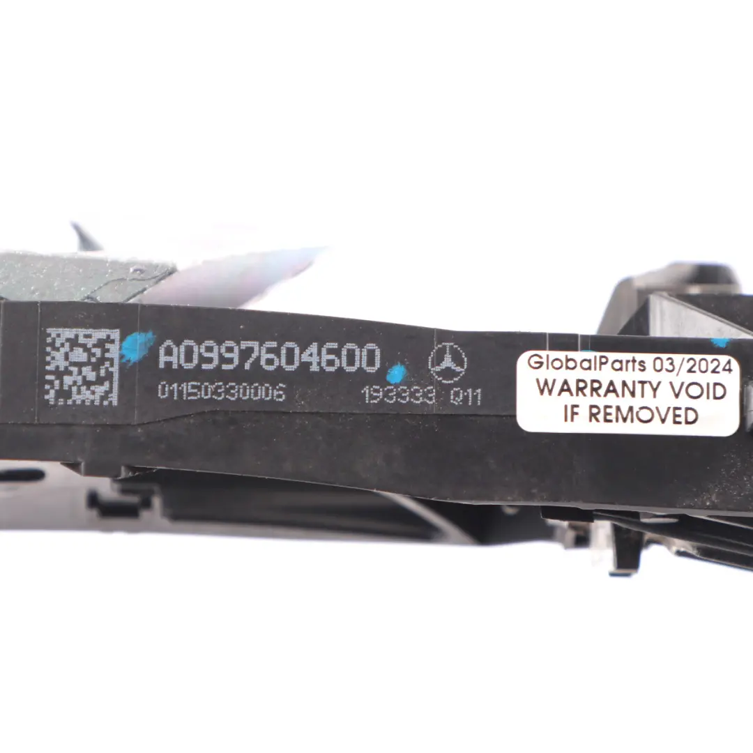 Door Handle Base Mercedes W205 W213 Front Right O/S Bracket Bearing to with Part number A0997604600 Door Handle Base Mercedes W205 W213 Front Right O/S Bracket Bearing - SKU rhd-A0997604600 - Part number A0997604600