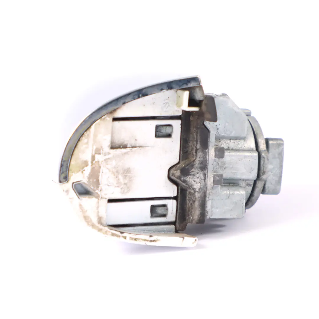 Door Handle Cap Cover Trim Front Right O/S Polar White - 149 to Mercedes W205 W213 with Part number A0997661800 Mercedes W205 W213 Door Handle Cap Cover Trim Front Right O/S Polar White - 149 - SKU rhd-A0997661800-POL - Part number A0997661800