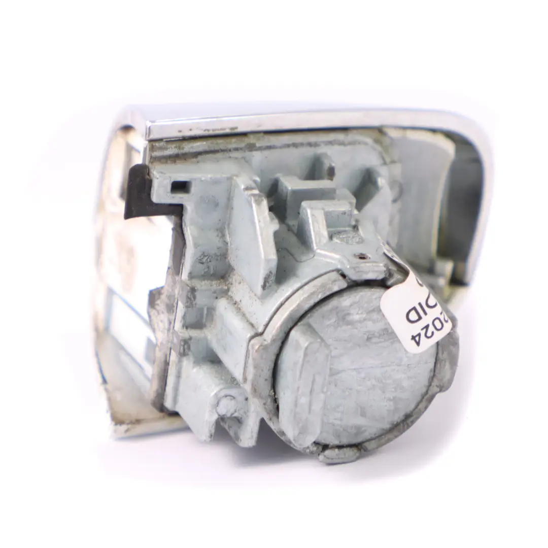 Door Handle Cap Cover Trim Front Right O/S Polar White - 149 to Mercedes W205 W213 with Part number A0997661800 Mercedes W205 W213 Door Handle Cap Cover Trim Front Right O/S Polar White - 149 - SKU rhd-A0997661800-POL - Part number A0997661800