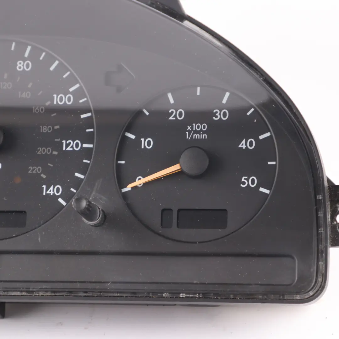 Instrument Cluster Speedo Clocks Automatic to Mercedes ML W163 Diesel with Part number A1635403111 Mercedes ML W163 Diesel Instrument Cluster Speedo Clocks Automatic - SKU rhd-A1635403111 - Part number A1635403111