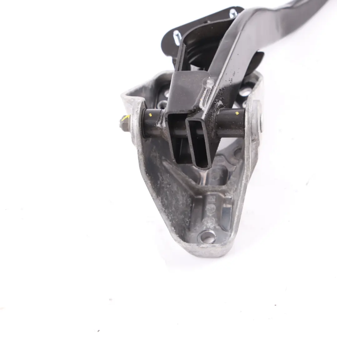 Brake Pedal Assembly to Mercedes ML W164 GL X164 with Part number A1642900701 Mercedes ML W164 GL X164 Brake Pedal Assembly - SKU rhd-A1642900701 - Part number A1642900701