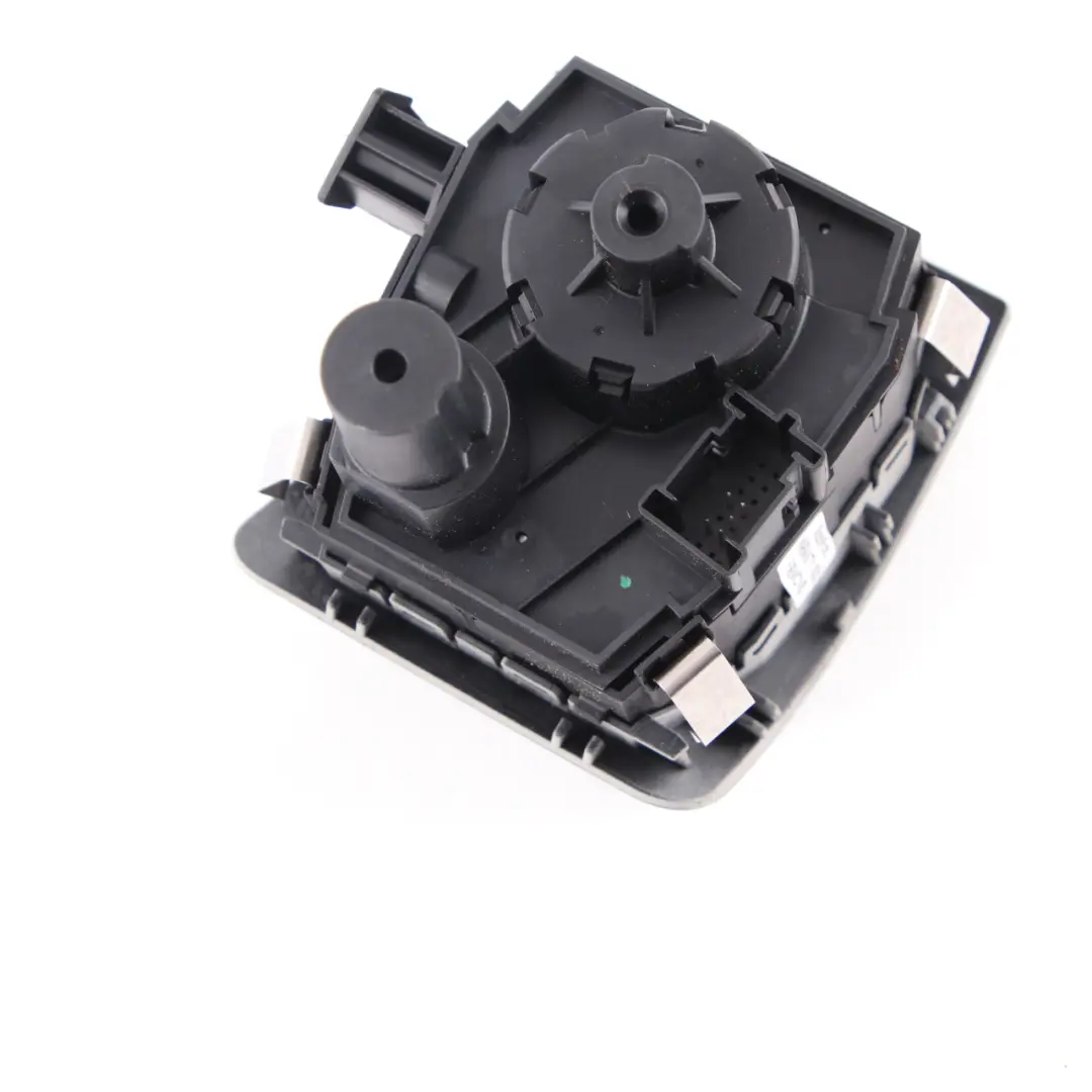 Light Switch Headlight Switch Unit Button Grey to Mercedes ML W164 with Part number A1645450604 Mercedes ML W164 Light Switch Headlight Switch Unit Button Grey - SKU rhd-A1645450604 - Part number A1645450604